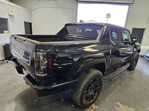 Used 2024 GMC Hummer EV 2X AWD/4WD image 4