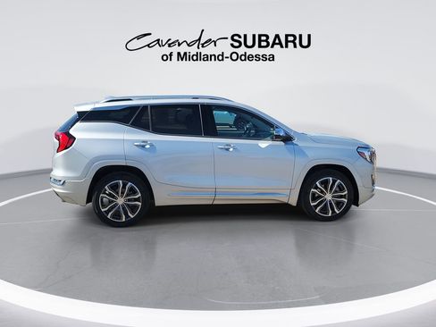 Used 2020 GMC Terrain Denali w/ Denali Premium Package image 9