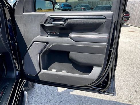 Used 2022 GMC Sierra 1500 AT4X AWD/4WD image 25