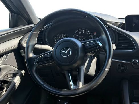 Used 2024 MAZDA MAZDA3 s FWD image 15