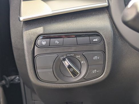 Used 2024 INFINITI QX50 Luxe AWD/4WD image 21