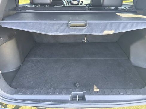 Used 2023 Chevrolet Equinox RS w/ RS Leather Package FWD image 27