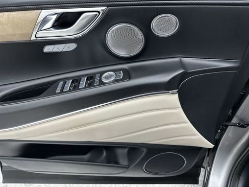 Used 2023 Genesis GV80 3.5T w/ Prestige Package image 13