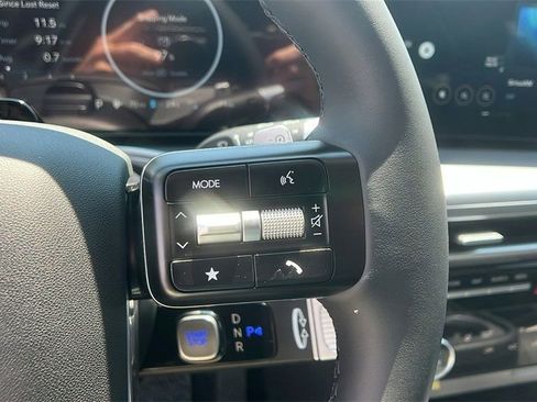New 2026 Hyundai Ioniq 9 SE AWD/4WD image 22