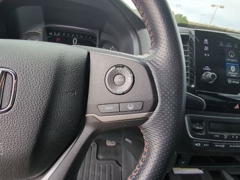 Used 2022 Honda Passport TrailSport image 16