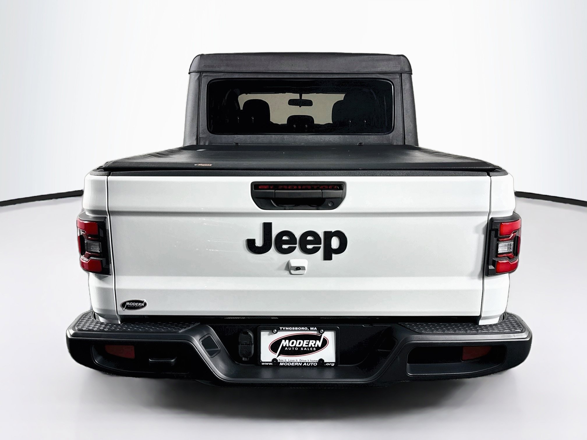 Used 2022 Jeep Gladiator Sport AWD/4WD image 14
