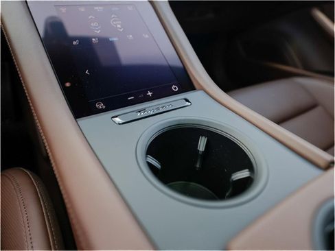 New 2025 Porsche Taycan Turbo AWD/4WD image 20
