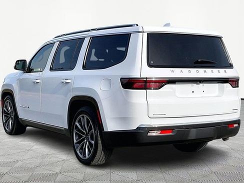 Used 2022 Jeep Wagoneer Series III w/ Premium Group I image 4