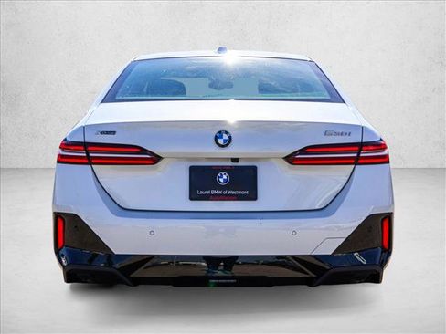 Used 2026 BMW 530i xDrive AWD/4WD image 6