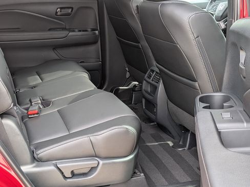 Used 2023 Honda Passport EX-L image 29