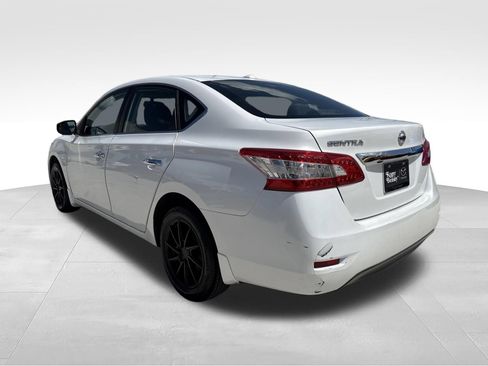 Used 2015 Nissan Sentra SV FWD image 7