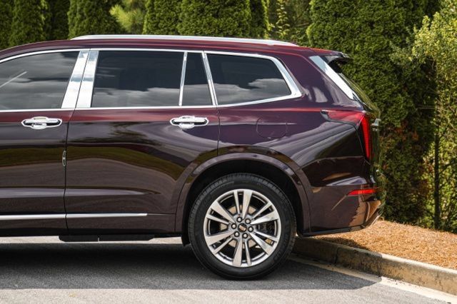 Used 2020 Cadillac XT6 Premium Luxury AWD/4WD image 11