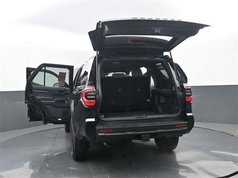 New 2026 Toyota 4Runner SR5 image 34