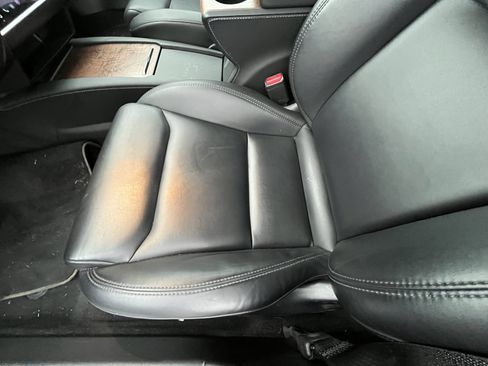 Used 2020 Tesla Model S Long Range Plus image 17