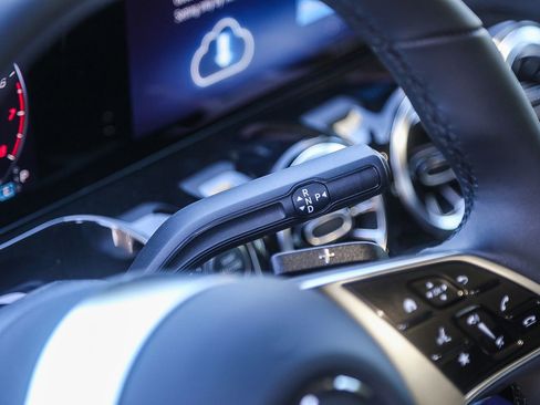 New 2026 Mercedes-Benz GLA 250 4MATIC image 18