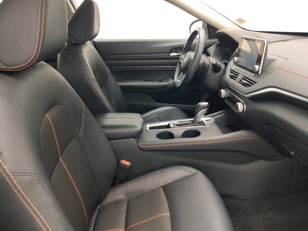 Used 2019 Nissan Altima 2.5 SR FWD image 21
