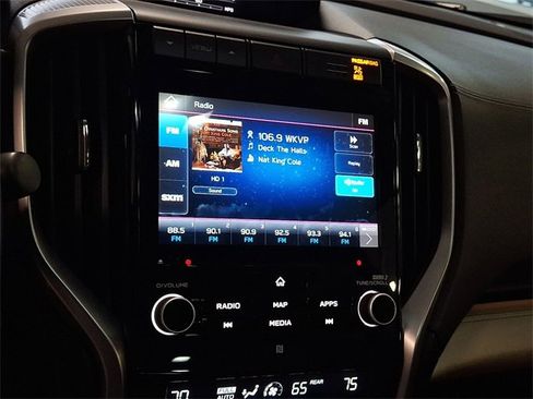 Used 2022 Subaru Ascent Touring image 20