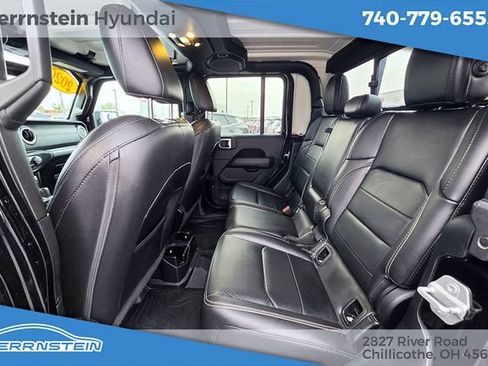 Used 2020 Jeep Gladiator Overland AWD/4WD image 22