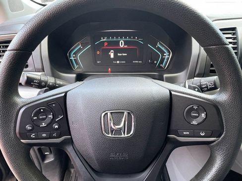 Used 2018 Honda Odyssey EX image 24