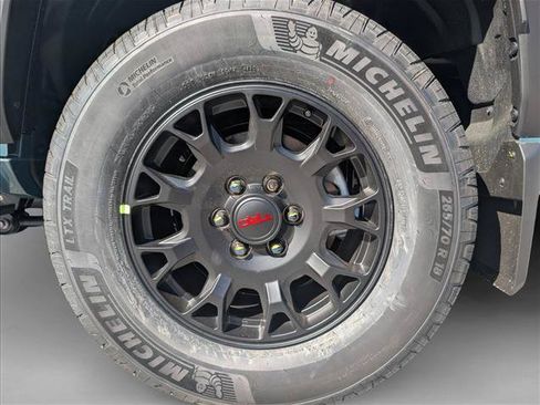New 2026 Toyota 4Runner TRD Off-Road Premium AWD/4WD image 10