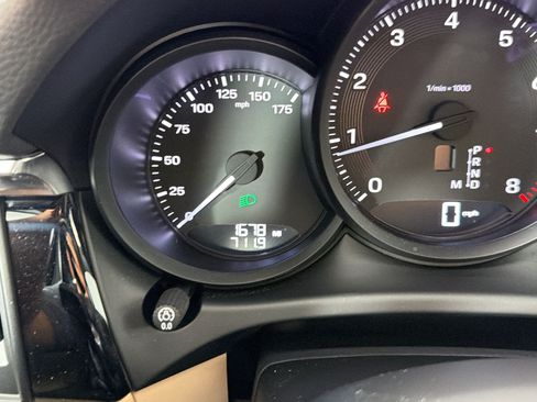 Certified 2026 Porsche Macan AWD/4WD image 20
