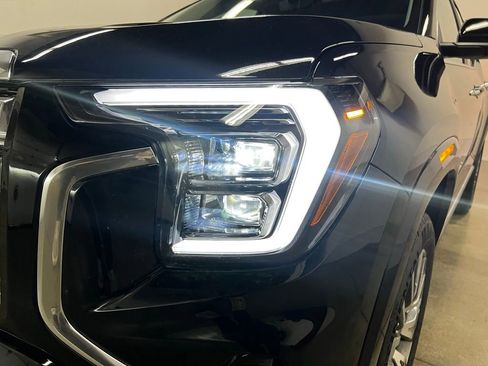 New 2026 GMC Terrain Denali AWD/4WD image 9