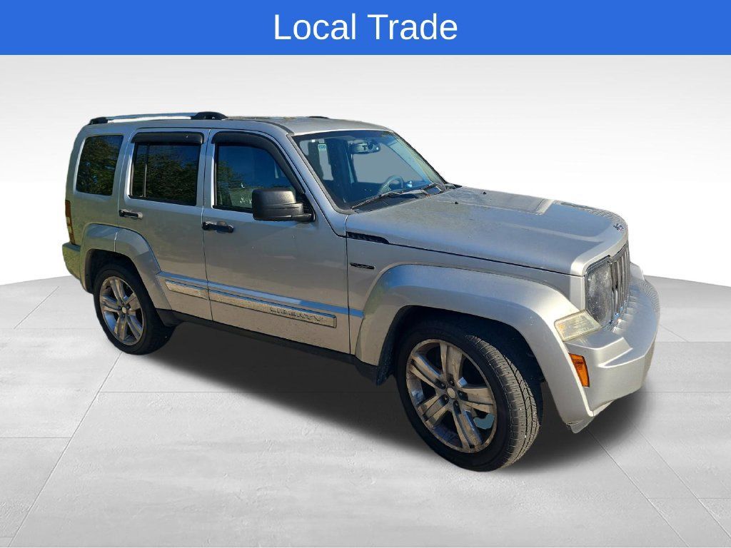Used 2012 Jeep Liberty Limited Jet w/ Comfort/Convenience Group AWD/4WD image 4