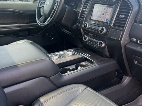 Used 2018 Ford Expedition Max Limited w/ Equipment Group 302A image 5
