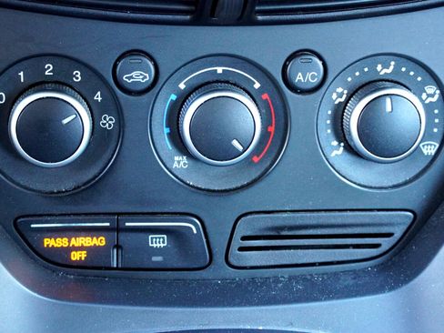 Used 2016 Ford Escape S image 21