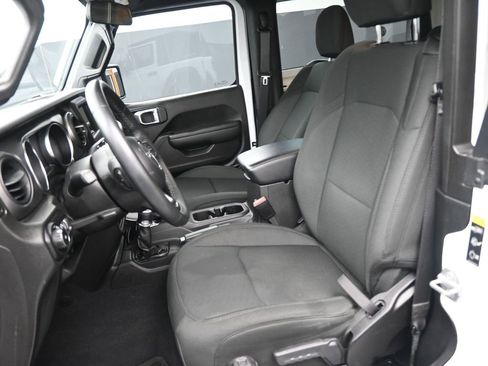 Used 2022 Jeep Wrangler Sport S image 10