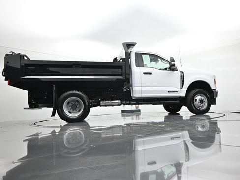 Used 2024 Ford F350 XL w/ Snow Plow Prep Package AWD/4WD image 25