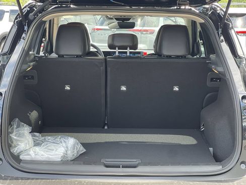 New 2026 Nissan Kicks SR w/ SR Premium Package FWD image 22