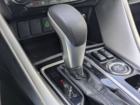 Used 2025 Mitsubishi Eclipse Cross SE AWD/4WD image 17