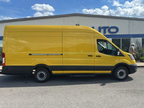 Used 2021 Ford Transit 250 148 High Roof Extended w/ Parcel Delivery Package RWD image 3