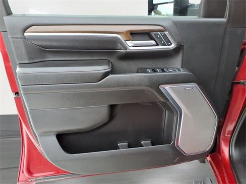 Used 2024 Chevrolet Silverado 2500 High Country w/ High Country Premium Package image 19