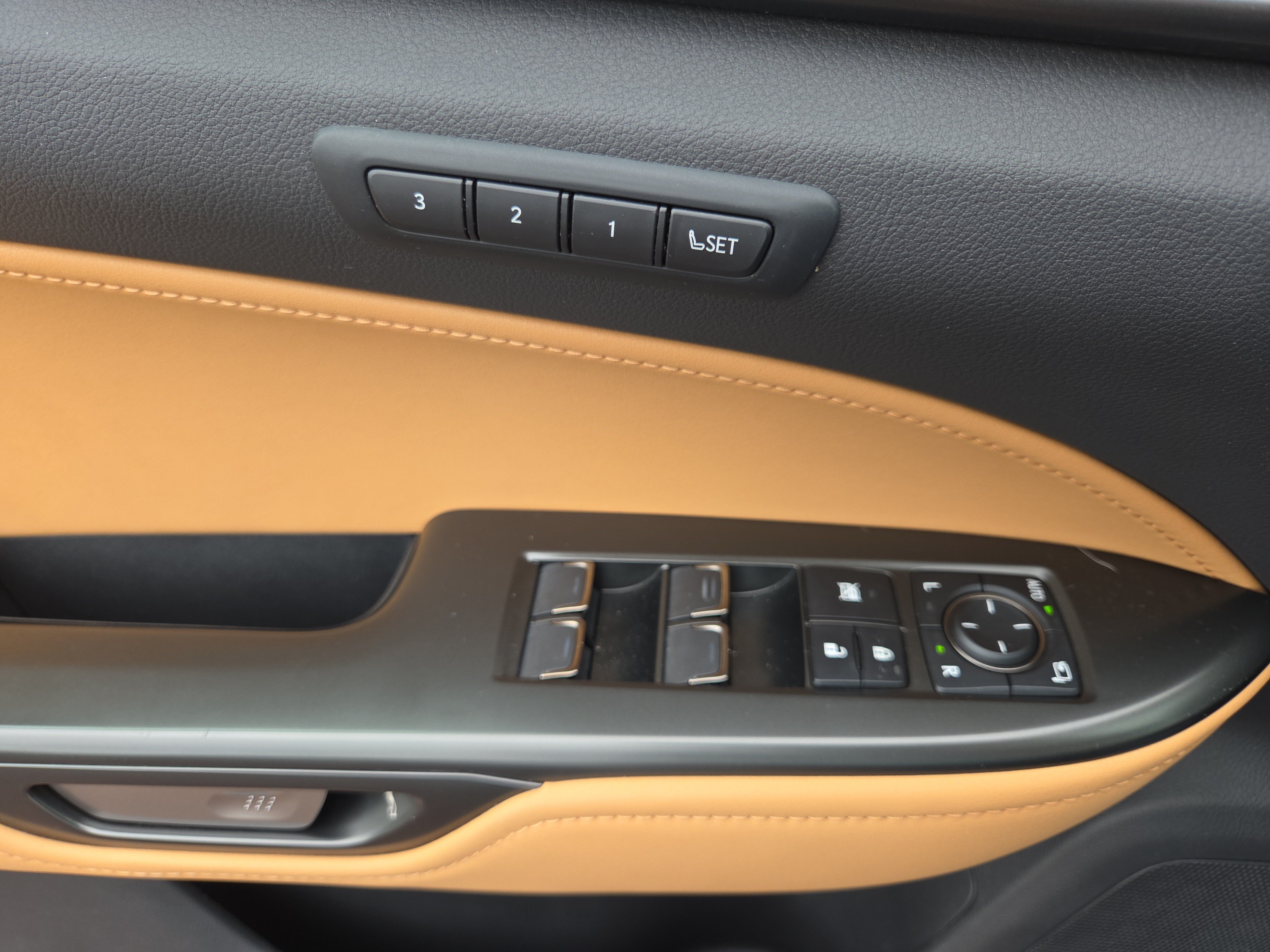 Certified 2026 Lexus NX 350h AWD w/ Cold Area Package image 31