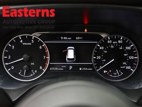 Used 2023 Nissan Rogue S AWD/4WD image 18