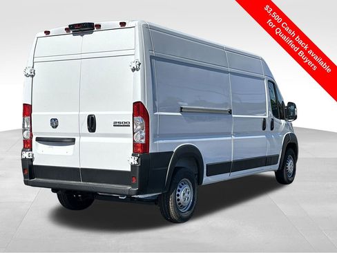 New 2026 RAM ProMaster 2500 w/ Premium Convenience Group image 24