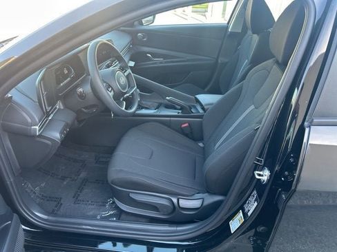 New 2026 Hyundai Elantra SE image 16