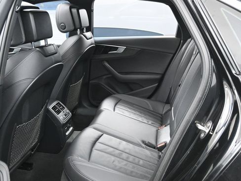 Used 2022 Audi A4 2.0T Premium Plus w/ Premium Plus Package image 33