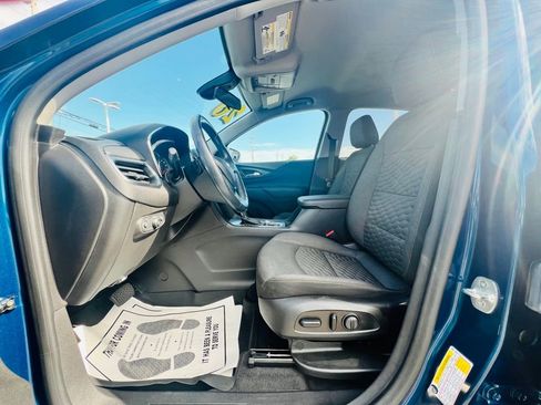 Used 2020 Chevrolet Equinox LT w/ Driver Convenience Package image 14