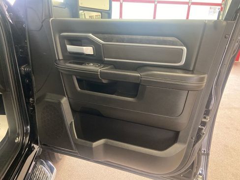 Used 2024 RAM 2500 Big Horn w/ Bed Utility Group image 23