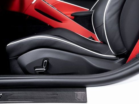 Certified 2025 Ferrari Roma Spider image 26