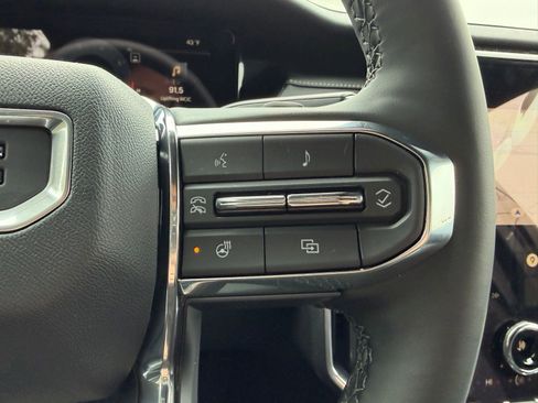 New 2026 GMC Acadia Elevation w/ LPO, Floor Liner Package AWD/4WD image 15