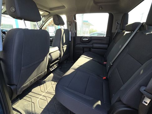 Used 2024 Chevrolet Silverado 2500 Custom w/ Custom Convenience Package image 14