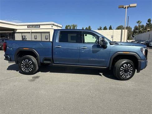New 2026 GMC Sierra 2500 Denali Ultimate w/ Max Trailering Package image 3