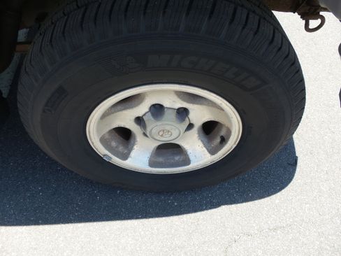 Used 1997 Toyota Land Cruiser AWD/4WD image 41