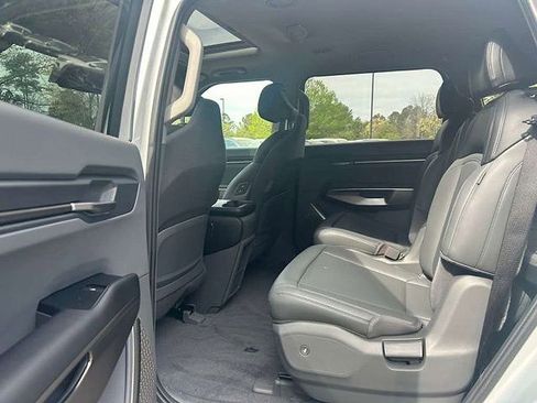 Used 2026 Kia EV9 Light image 13