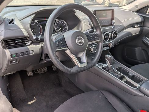 Used 2024 Nissan Sentra SV FWD image 31
