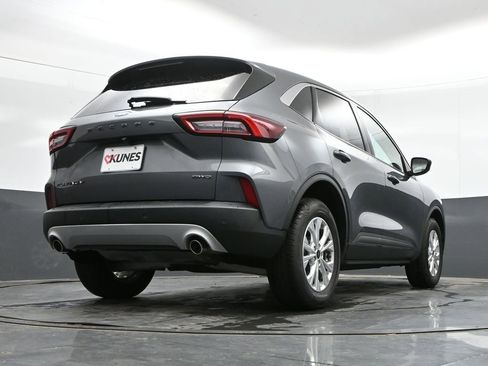 Used 2024 Ford Escape Active AWD/4WD image 40